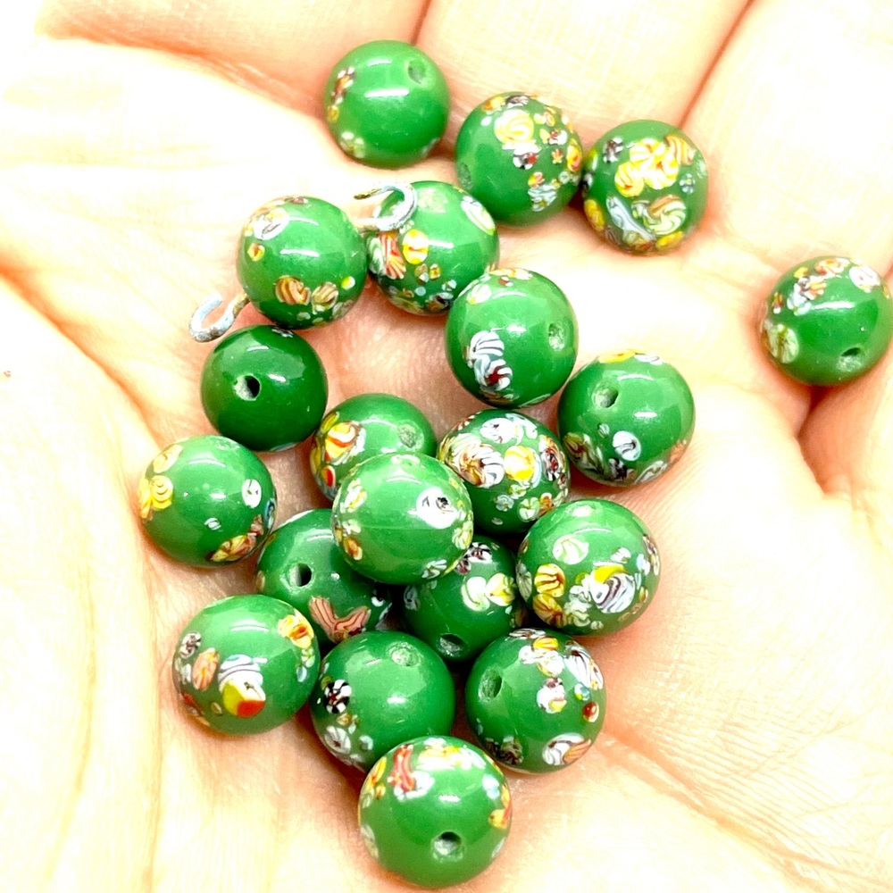 Lot of 39 Vintage Green Beads
